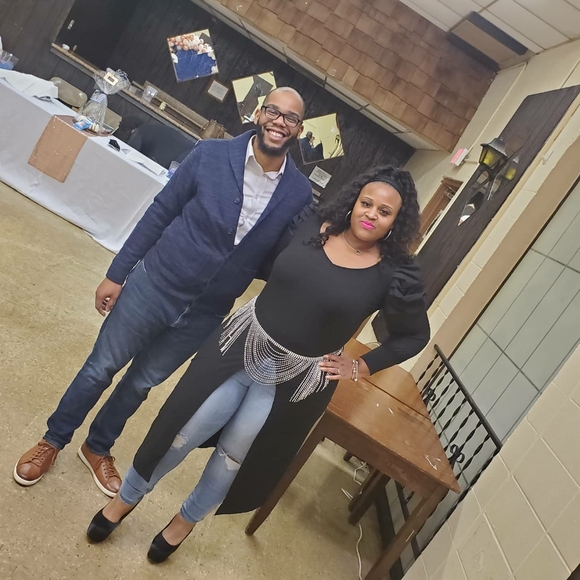 Meet your Posher, Joy - Picture 14 of 15